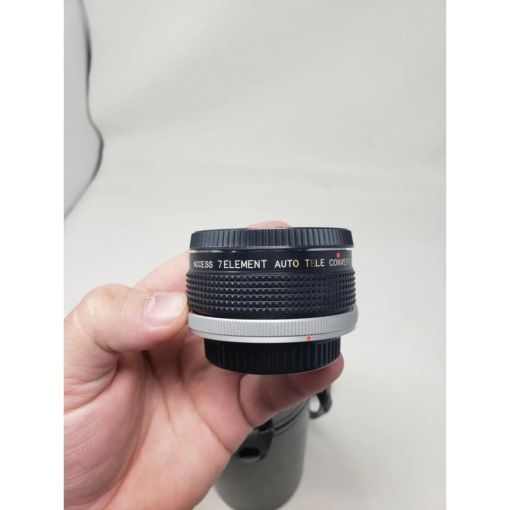 Sigma 100mm - 200mm F/4.5 with Access 7‎ Element Auto Tele Converter and Case